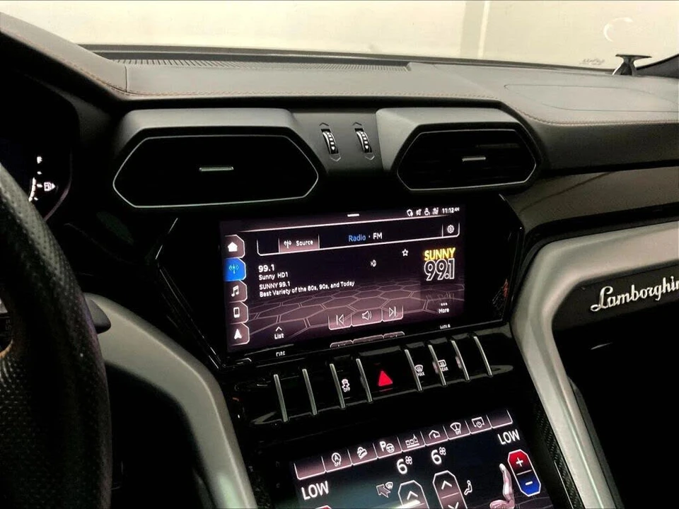 2021 Lamborghini Urus - Image 26 of 31