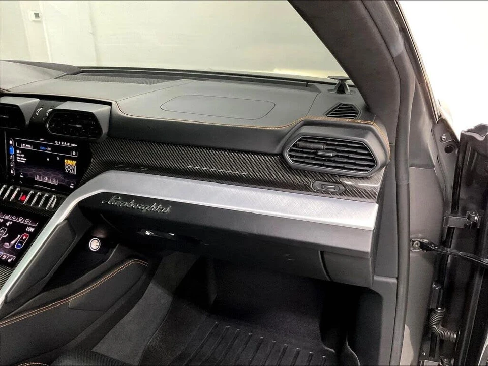2021 Lamborghini Urus - Image 11 of 31