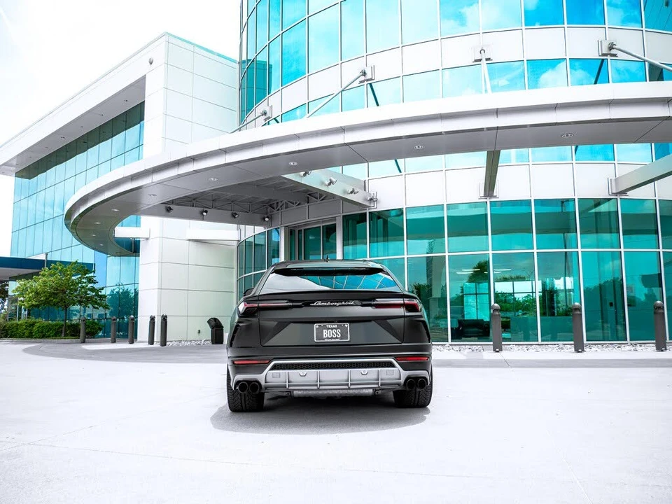2021 Lamborghini Urus - Image 4 of 31
