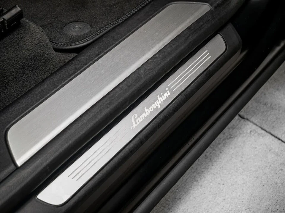 2021 Lamborghini Urus - Image 28 of 31