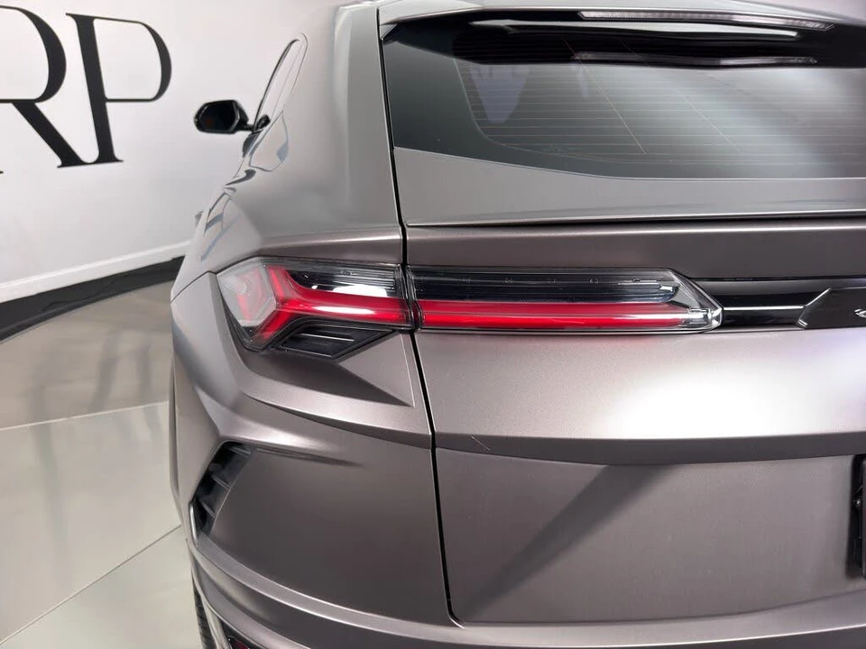 2021 Lamborghini Urus - Image 12 of 25