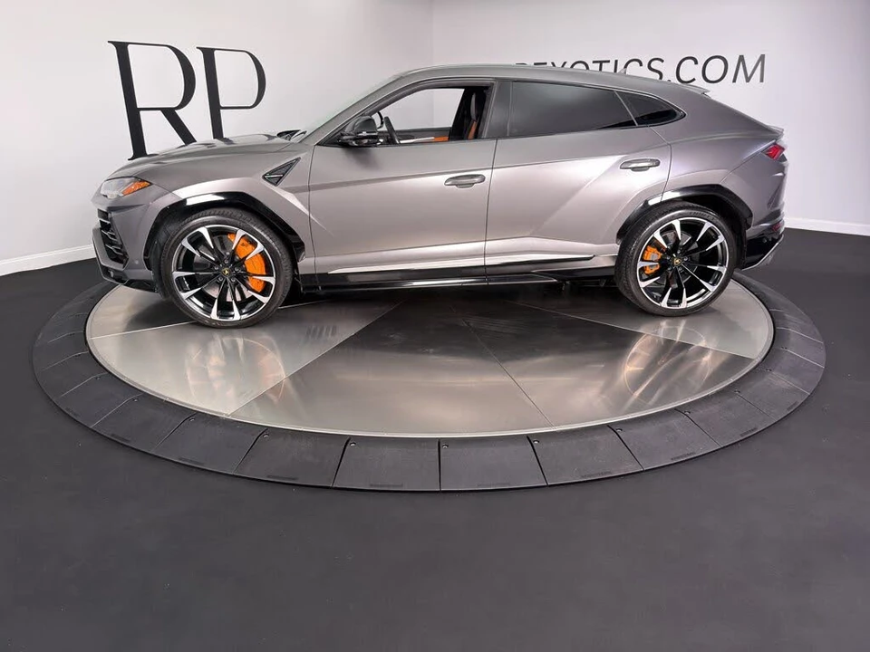 2021 Lamborghini Urus - Image 3 of 25