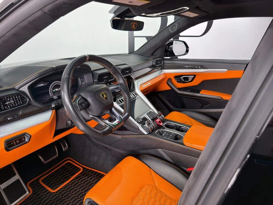 2021 Lamborghini Urus - Image 16 of 25