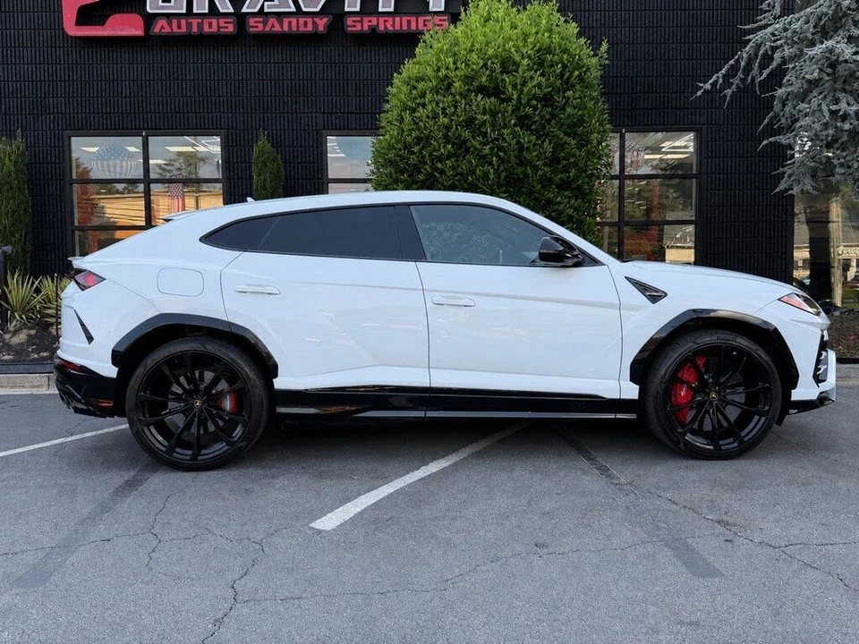 2021 Lamborghini Urus - Image 21 of 31