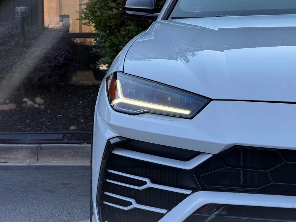 2021 Lamborghini Urus - Image 4 of 31