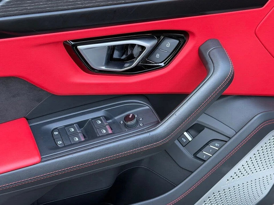 2021 Lamborghini Urus - Image 30 of 31