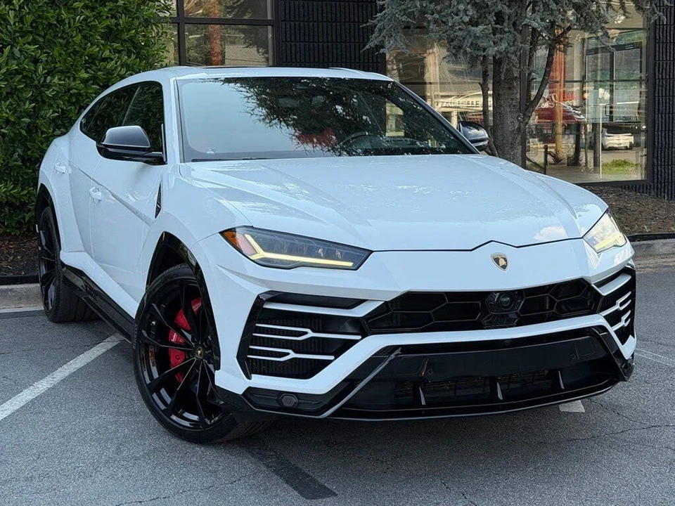 2021 Lamborghini Urus - Image 7 of 31