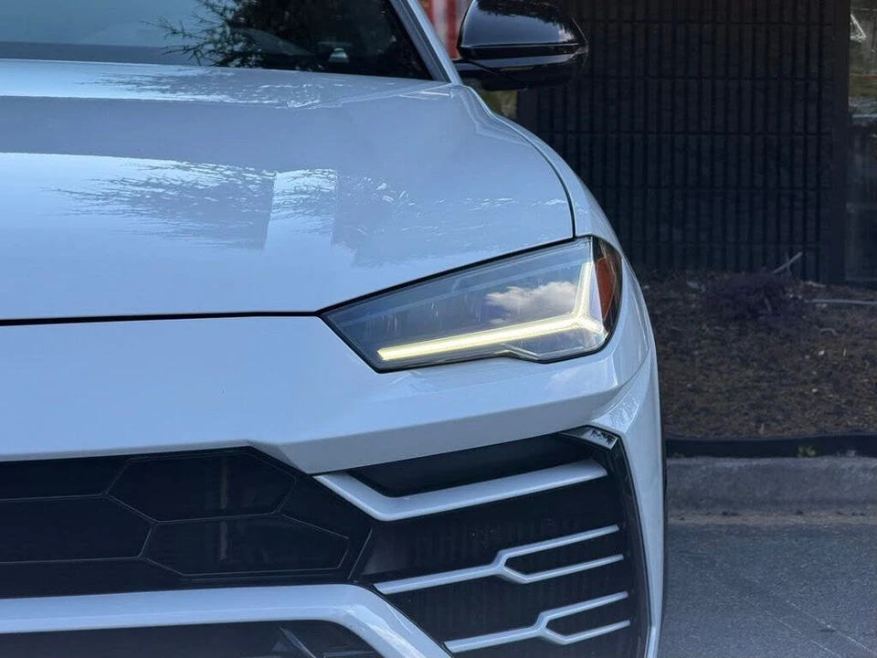 2021 Lamborghini Urus - Image 5 of 31