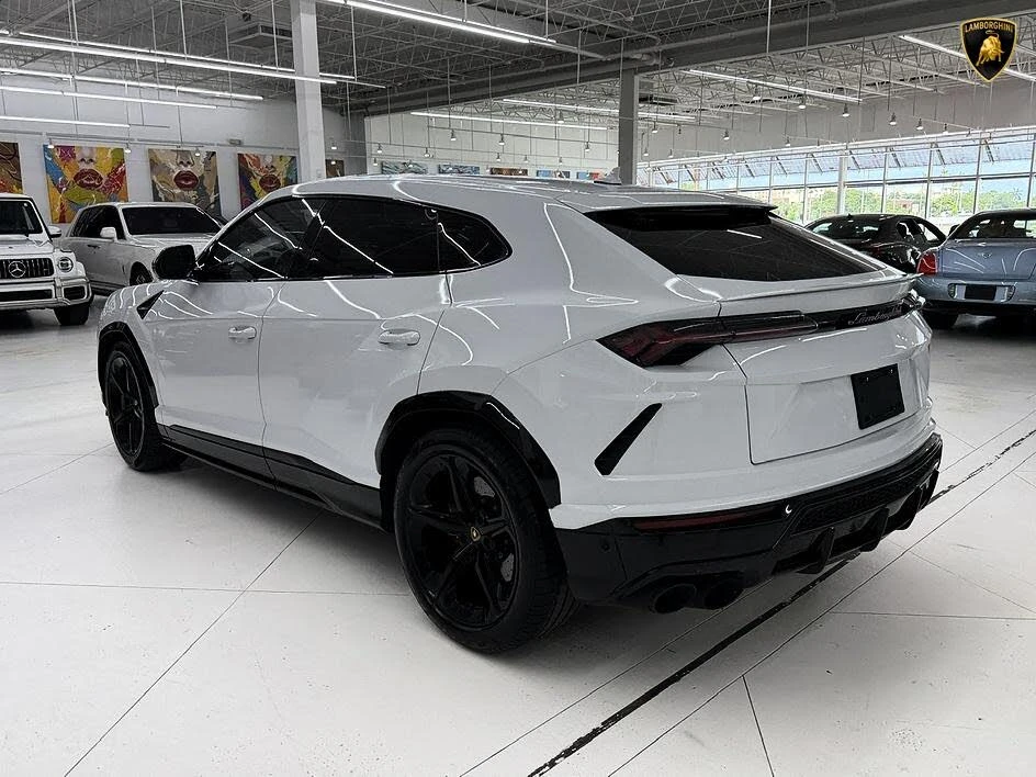 2021 Lamborghini Urus - Image 14 of 31