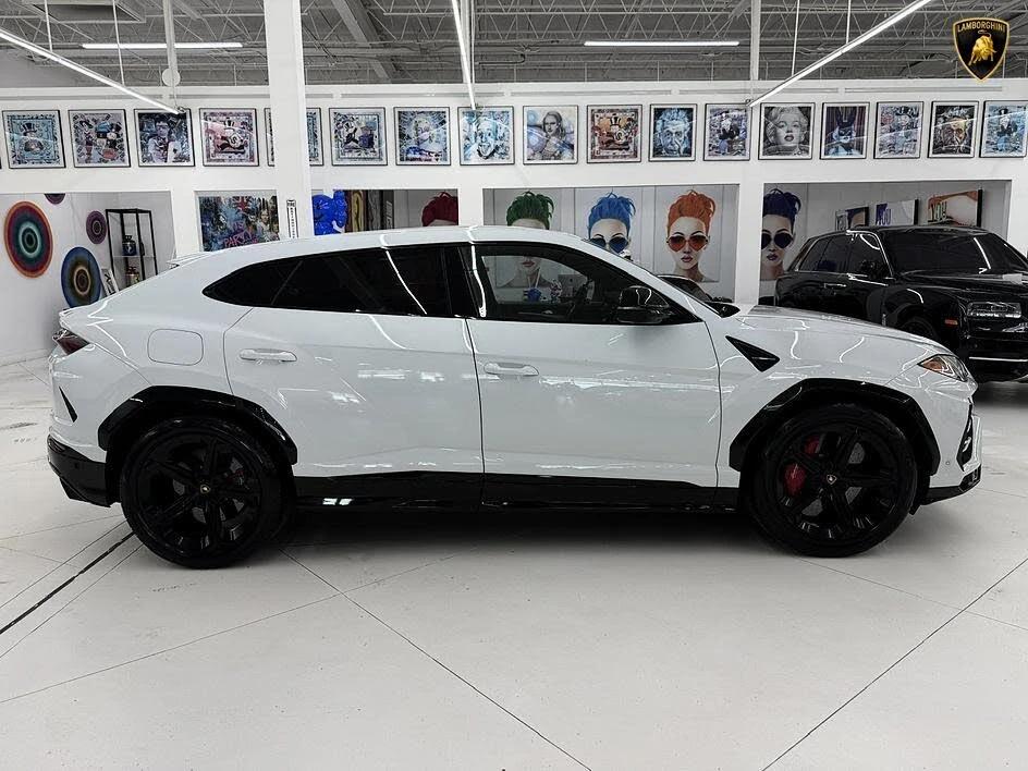 2021 Lamborghini Urus - Image 12 of 31