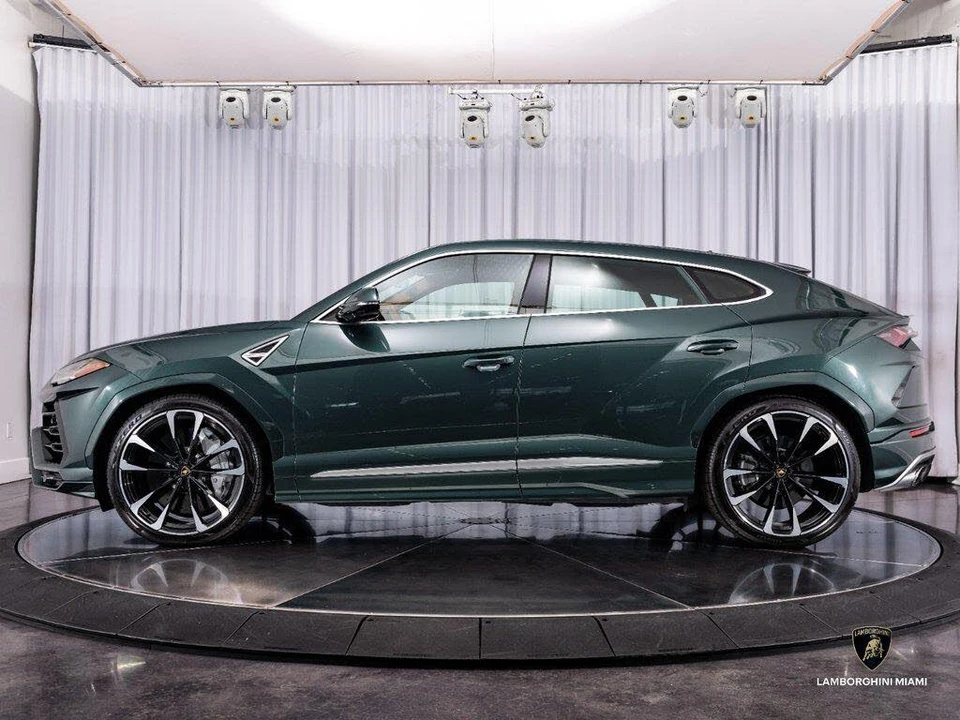 2021 Lamborghini Urus - Image 7 of 31