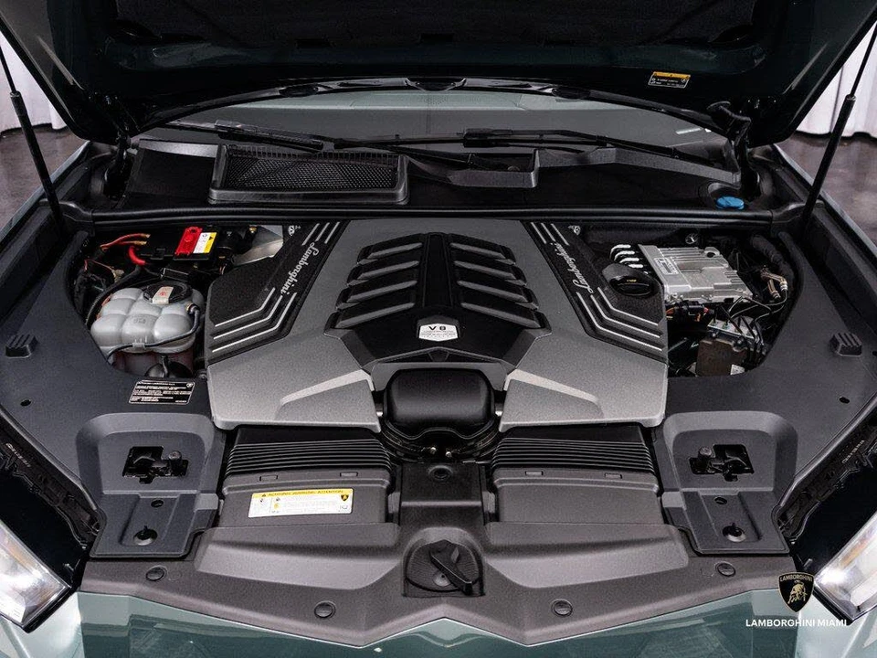 2021 Lamborghini Urus - Image 4 of 31