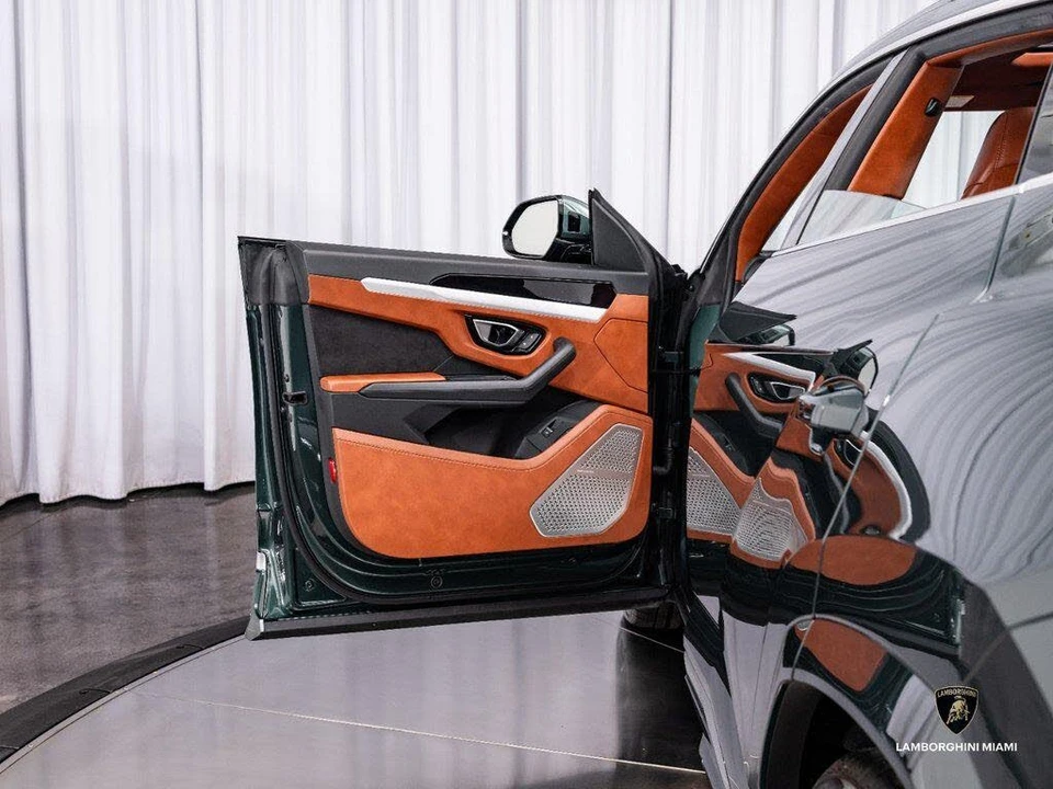 2021 Lamborghini Urus - Image 20 of 31