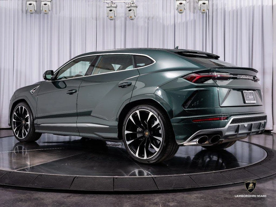 2021 Lamborghini Urus - Image 10 of 31