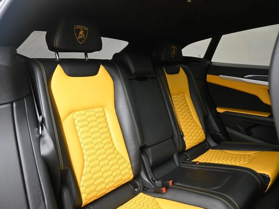 2021 Lamborghini Urus - Image 26 of 31