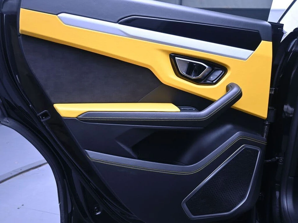 2021 Lamborghini Urus - Image 21 of 31