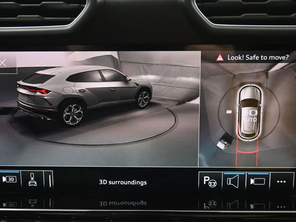2021 Lamborghini Urus - Image 16 of 31