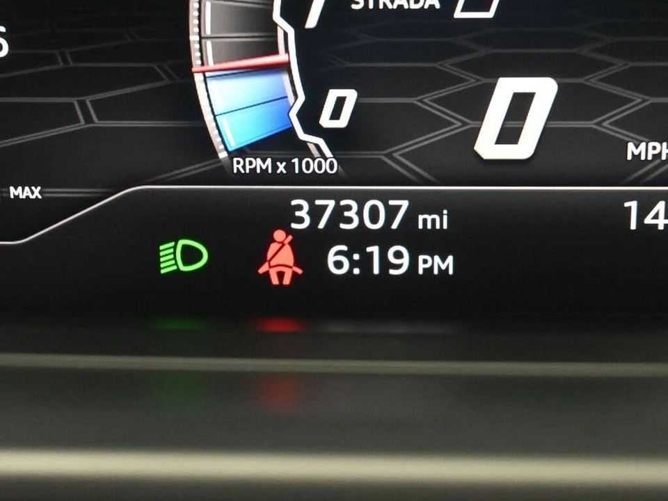 2021 Lamborghini Urus - Image 13 of 31