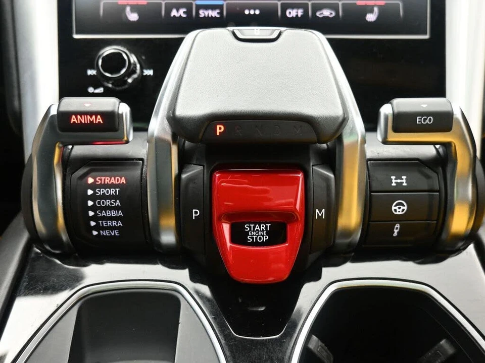 2021 Lamborghini Urus - Image 18 of 31