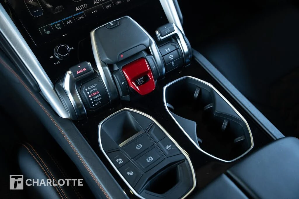 2021 Lamborghini Urus - Image 27 of 31