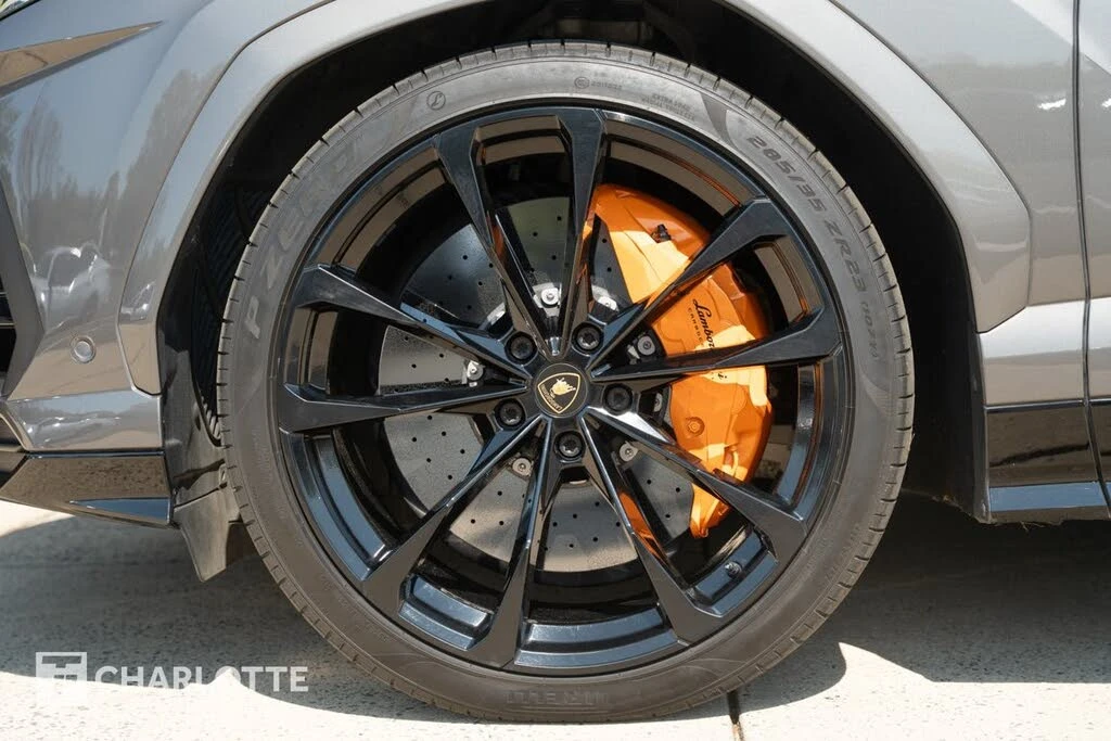 2021 Lamborghini Urus - Image 11 of 31