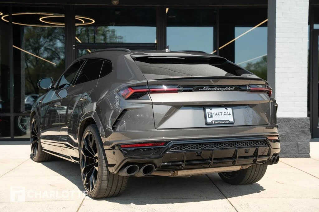 2021 Lamborghini Urus - Image 12 of 31