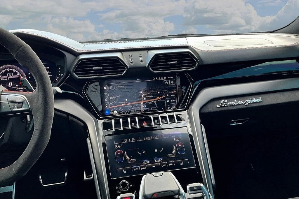 2021 Lamborghini Urus - Image 9 of 31