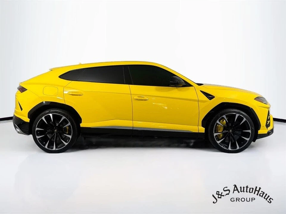 2021 Lamborghini Urus - Image 8 of 31