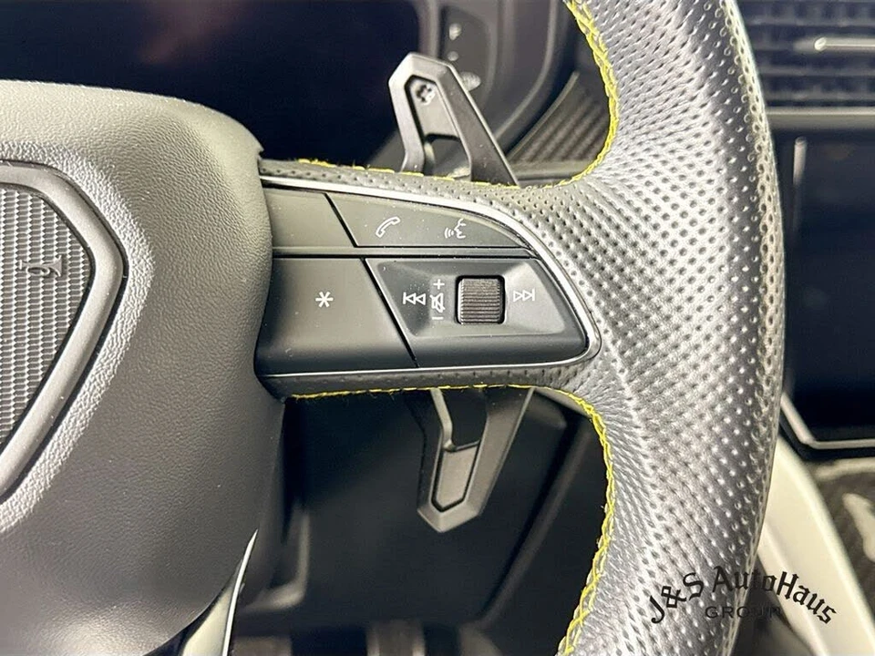 2021 Lamborghini Urus - Image 14 of 31