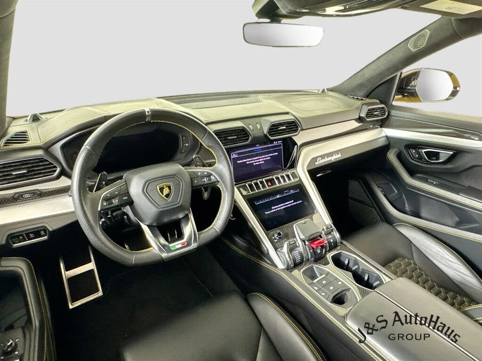 2021 Lamborghini Urus - Image 30 of 31