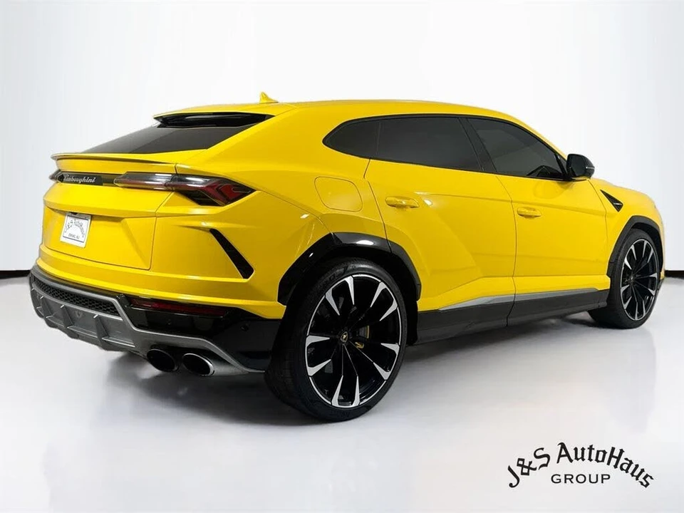 2021 Lamborghini Urus - Image 7 of 31