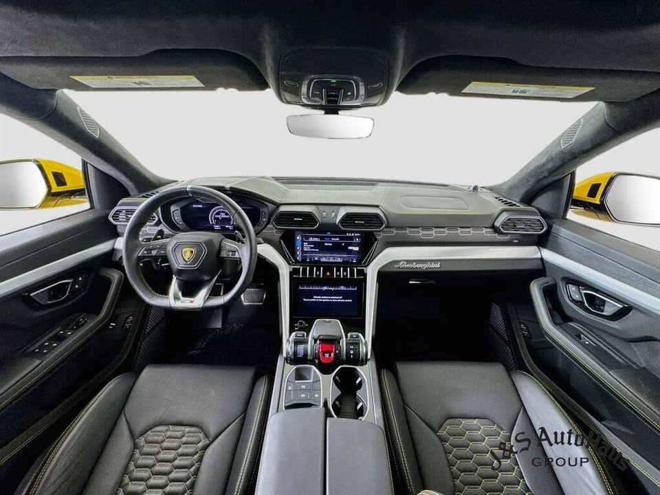 2021 Lamborghini Urus - Image 29 of 31