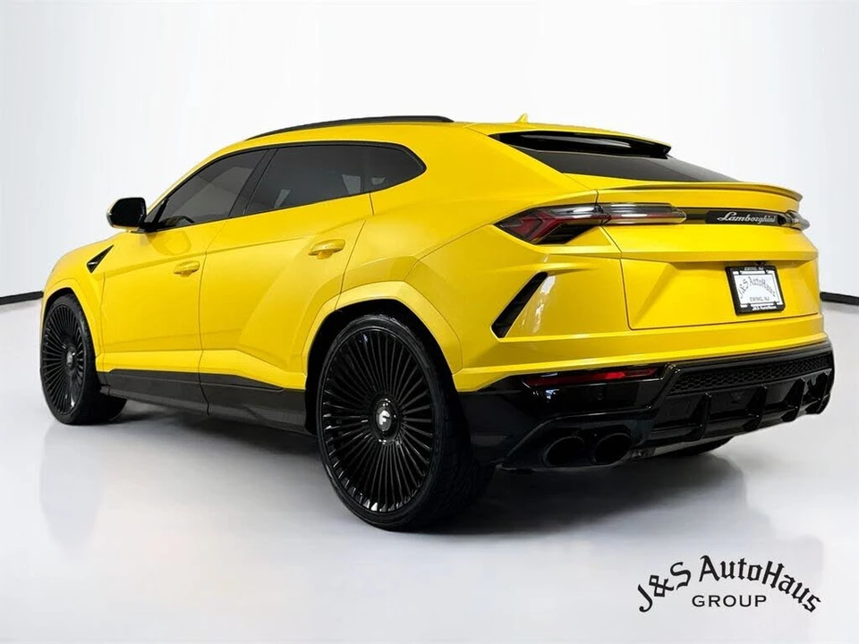 2021 Lamborghini Urus - Image 5 of 31