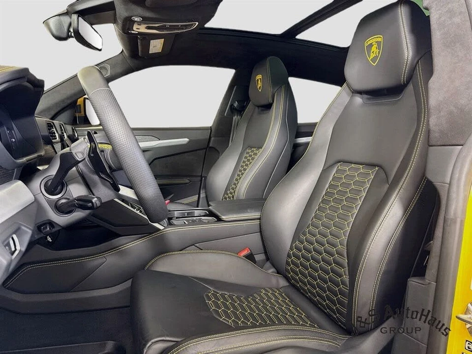 2021 Lamborghini Urus - Image 11 of 31