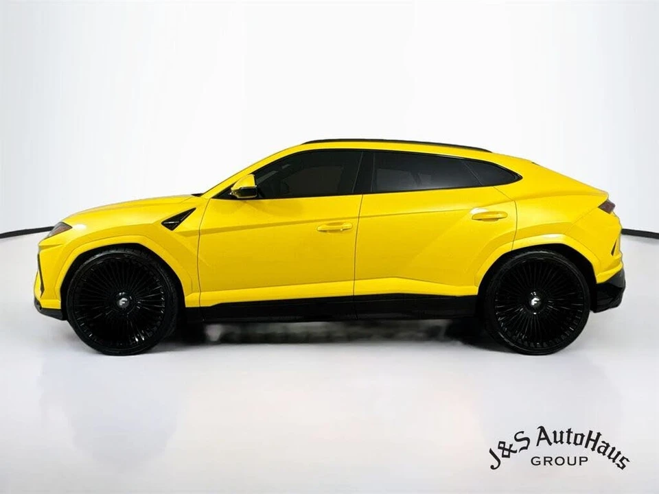 2021 Lamborghini Urus - Image 4 of 31