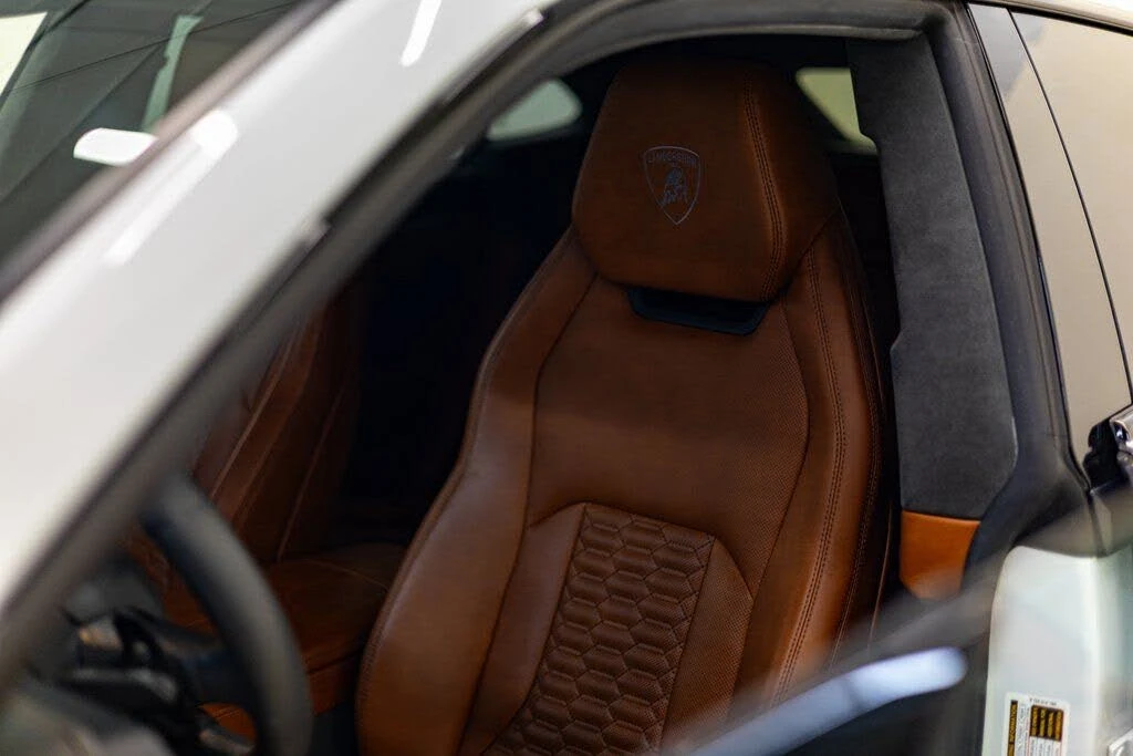 2021 Lamborghini Urus - Image 15 of 31