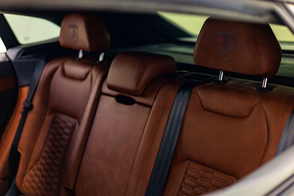 2021 Lamborghini Urus - Image 18 of 31