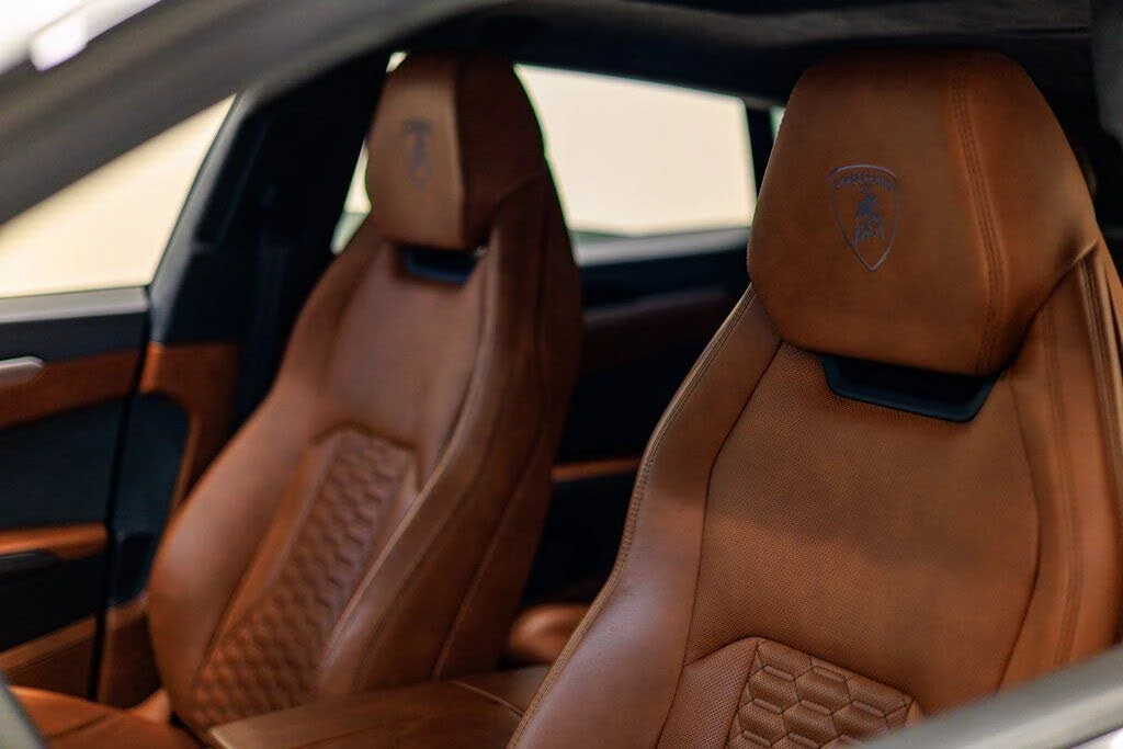 2021 Lamborghini Urus - Image 17 of 31