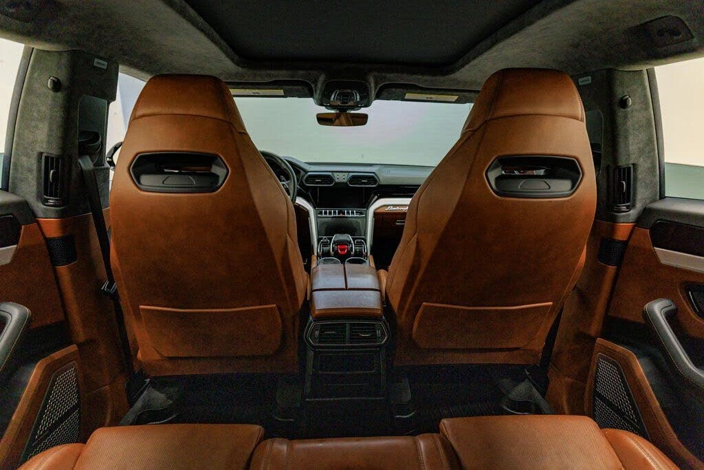 2021 Lamborghini Urus - Image 22 of 31