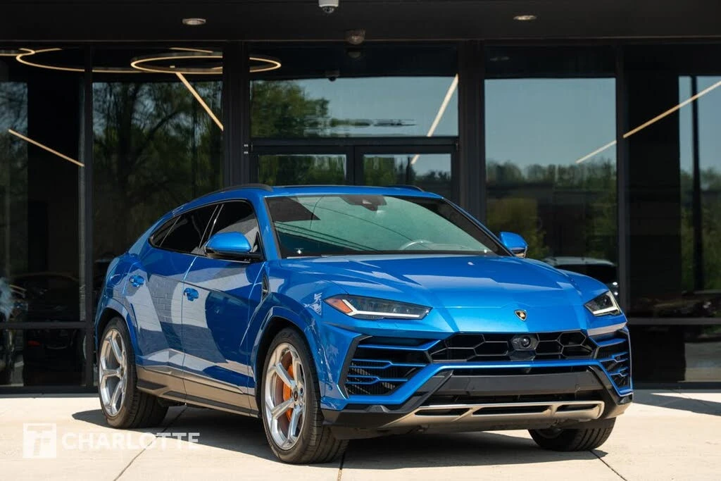 2021 Lamborghini Urus - Image 2 of 31