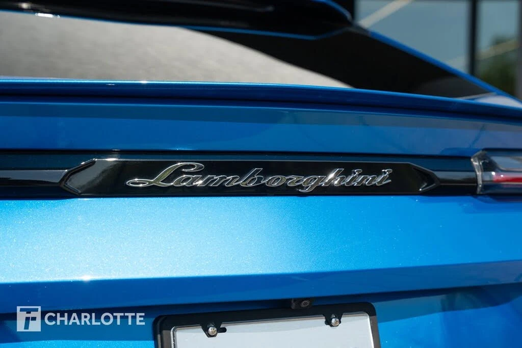 2021 Lamborghini Urus - Image 15 of 31