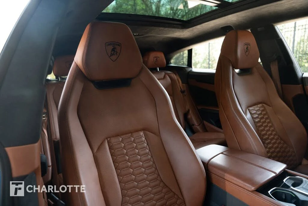2021 Lamborghini Urus - Image 30 of 31