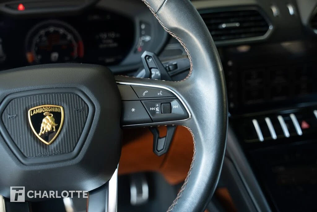 2021 Lamborghini Urus - Image 21 of 31