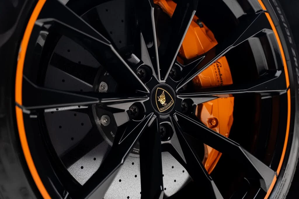 2021 Lamborghini Urus - Image 22 of 31
