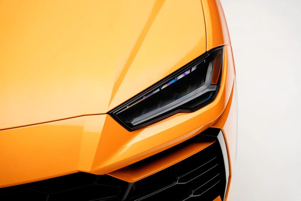 2021 Lamborghini Urus - Image 12 of 31