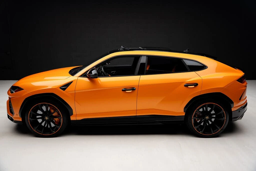 2021 Lamborghini Urus - Image 16 of 31