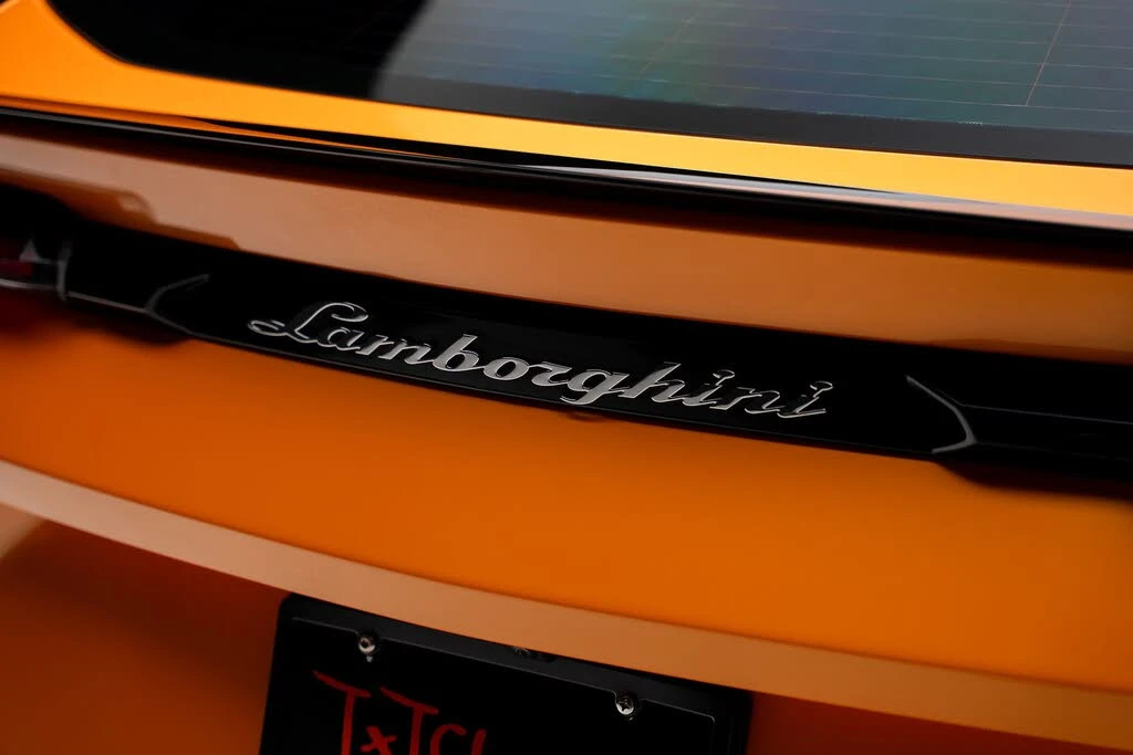 2021 Lamborghini Urus - Image 29 of 31