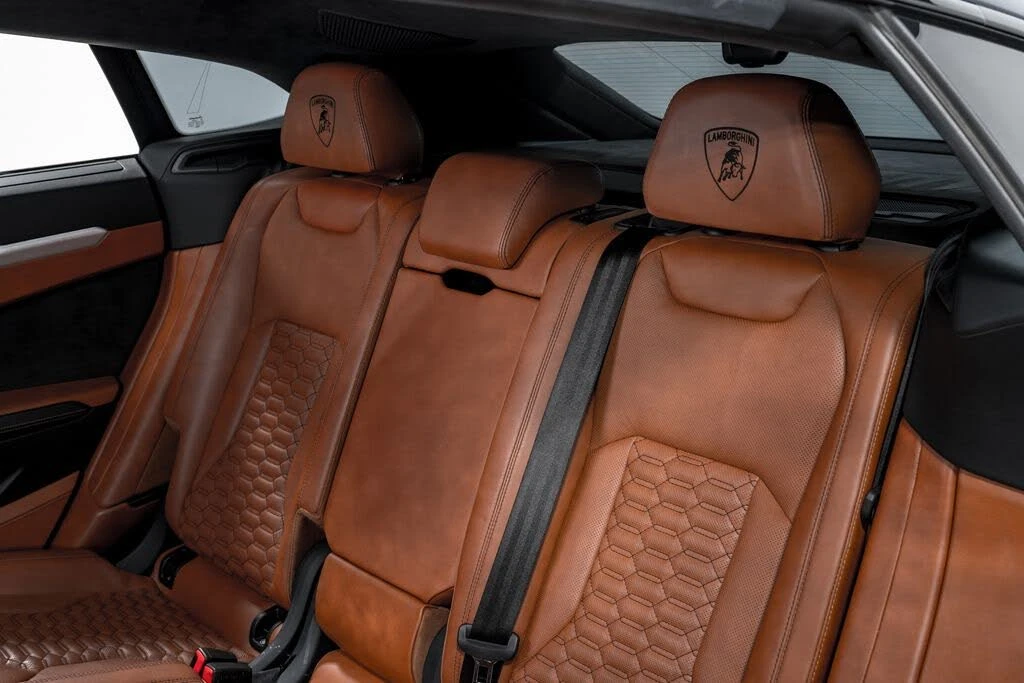 2021 Lamborghini Urus - Image 31 of 31