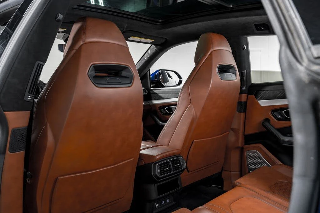 2021 Lamborghini Urus - Image 30 of 31