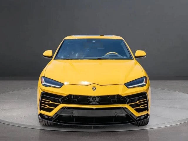 2021 Lamborghini Urus - Image 8 of 17